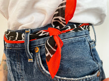 Load image into Gallery viewer, Mazed Cotton Scarf Belt Style