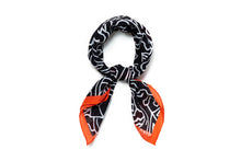 Load image into Gallery viewer, Mazed Silk Bandana Style
